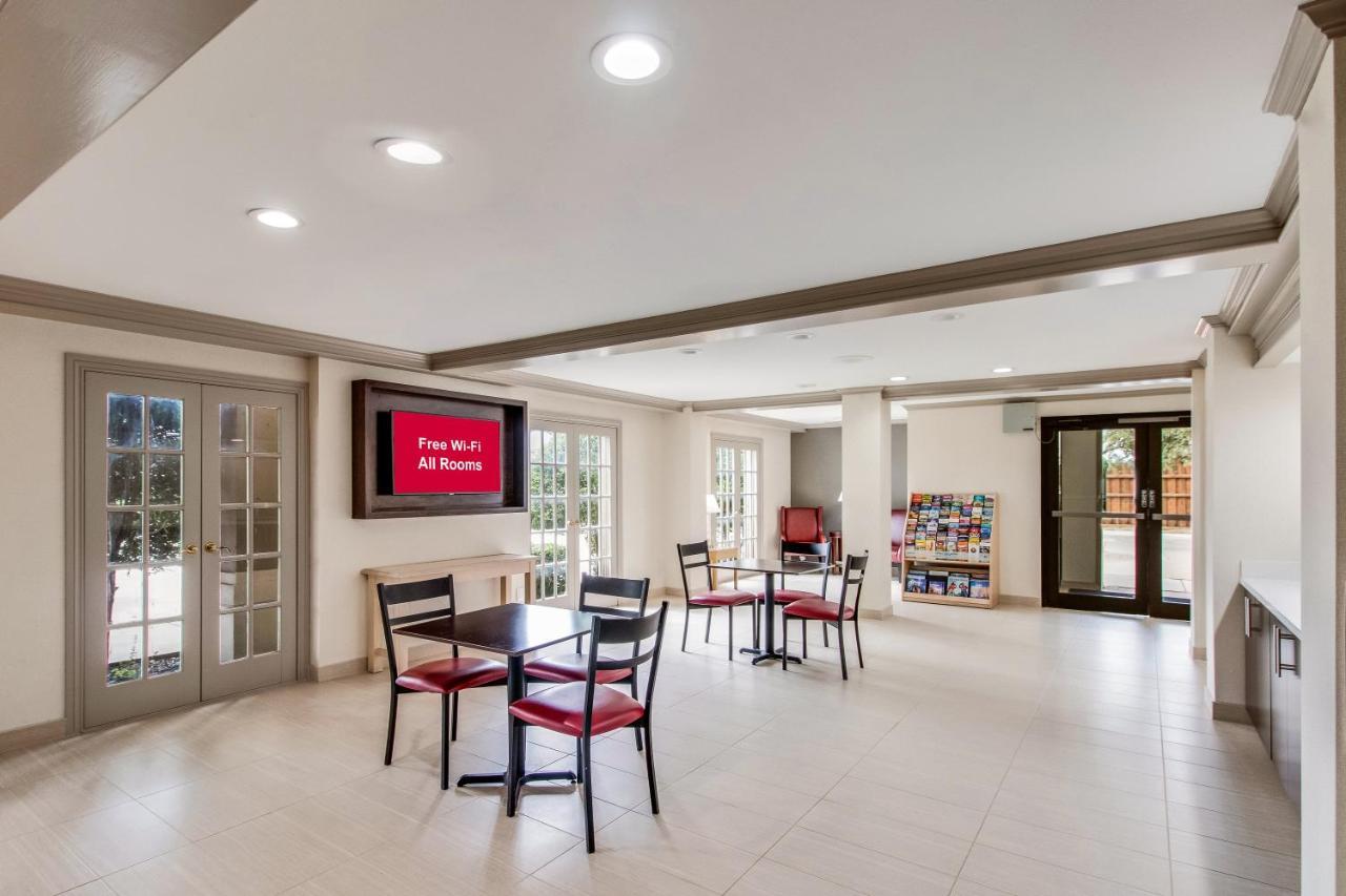 Red Roof Inn Plus+ Dallas - Addison Exteriér fotografie