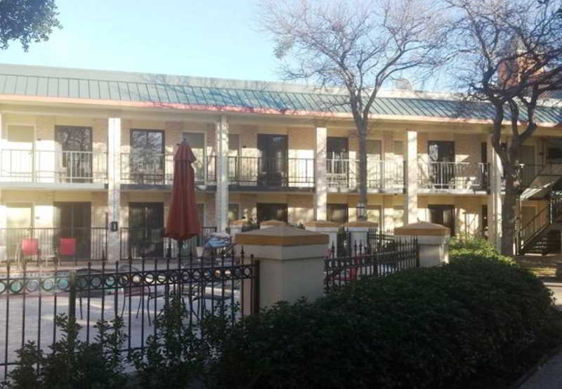 Red Roof Inn Plus+ Dallas - Addison Exteriér fotografie